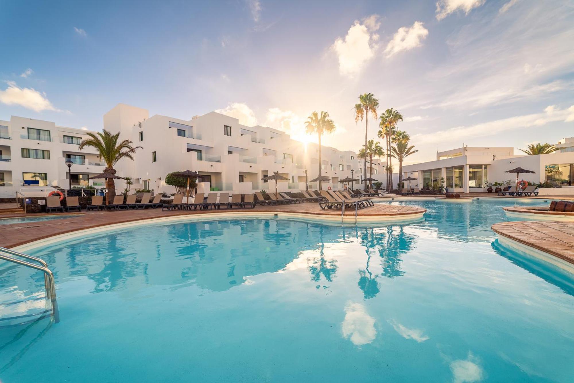 Apartamentos Galeon Playa Costa Teguise Εξωτερικό φωτογραφία