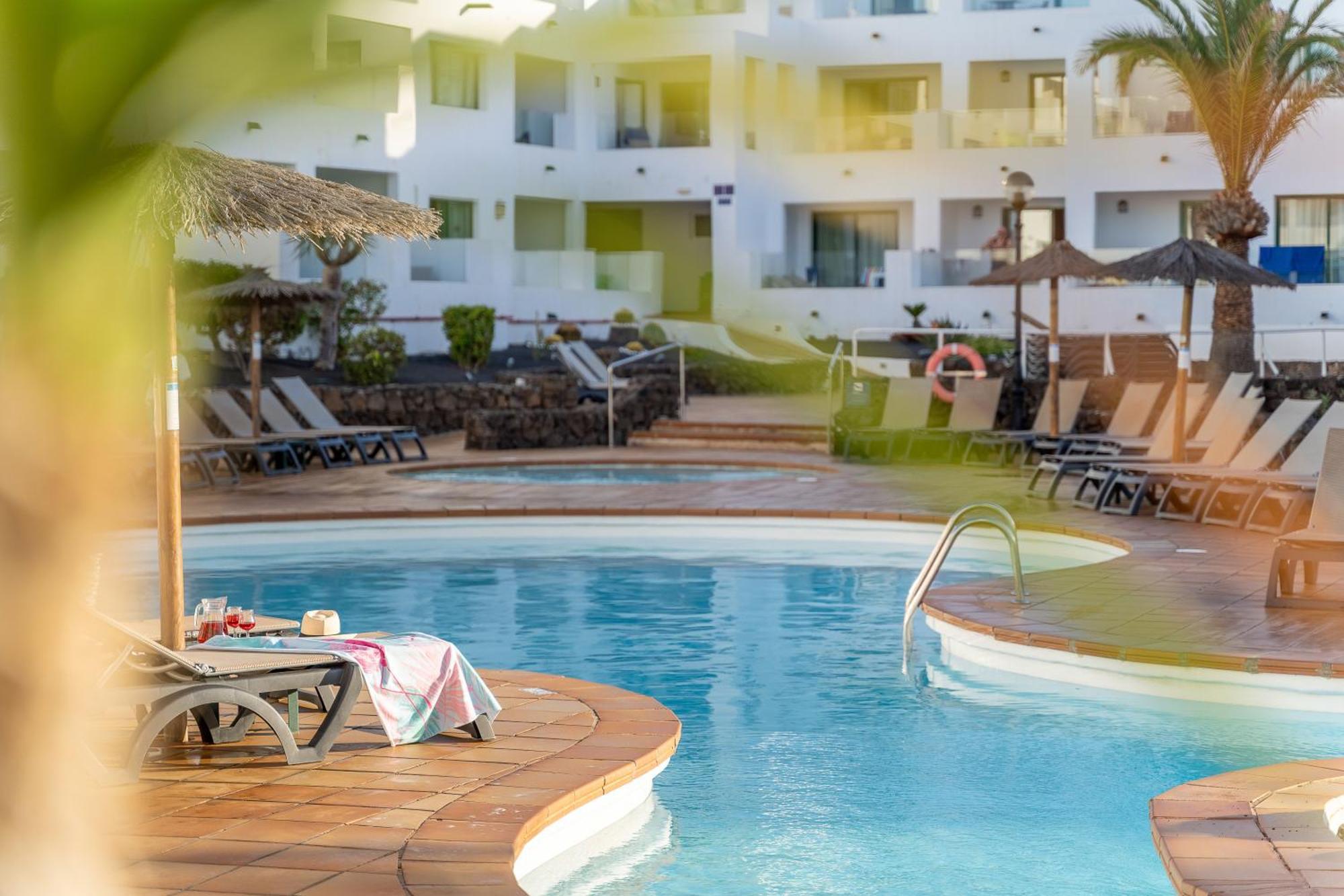 Apartamentos Galeon Playa Costa Teguise Εξωτερικό φωτογραφία